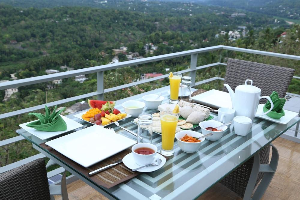 Sky Pavilion Kandy Exterior foto
