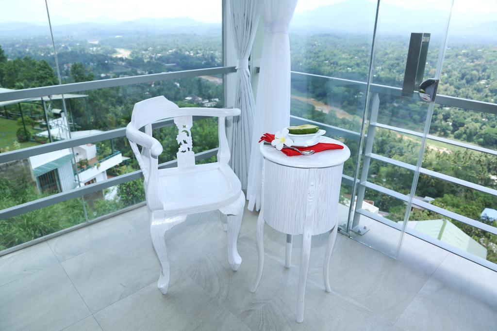 Sky Pavilion Kandy Exterior foto